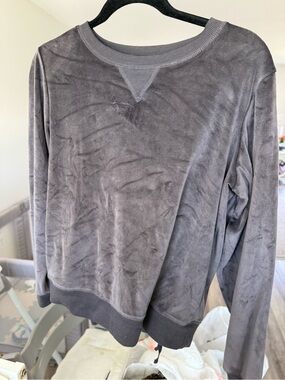 Women’s Plush Two Piece Lounge Set - Gray